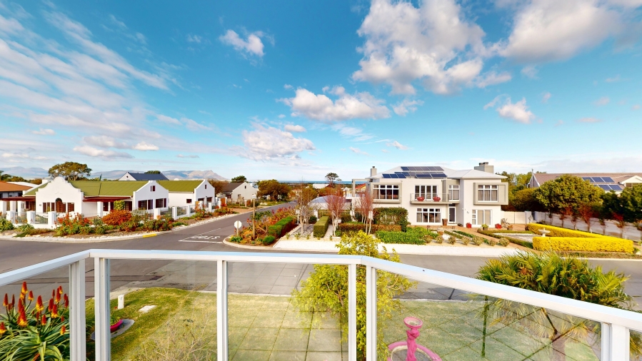 3 Bedroom Property for Sale in Heuningkloof Western Cape
